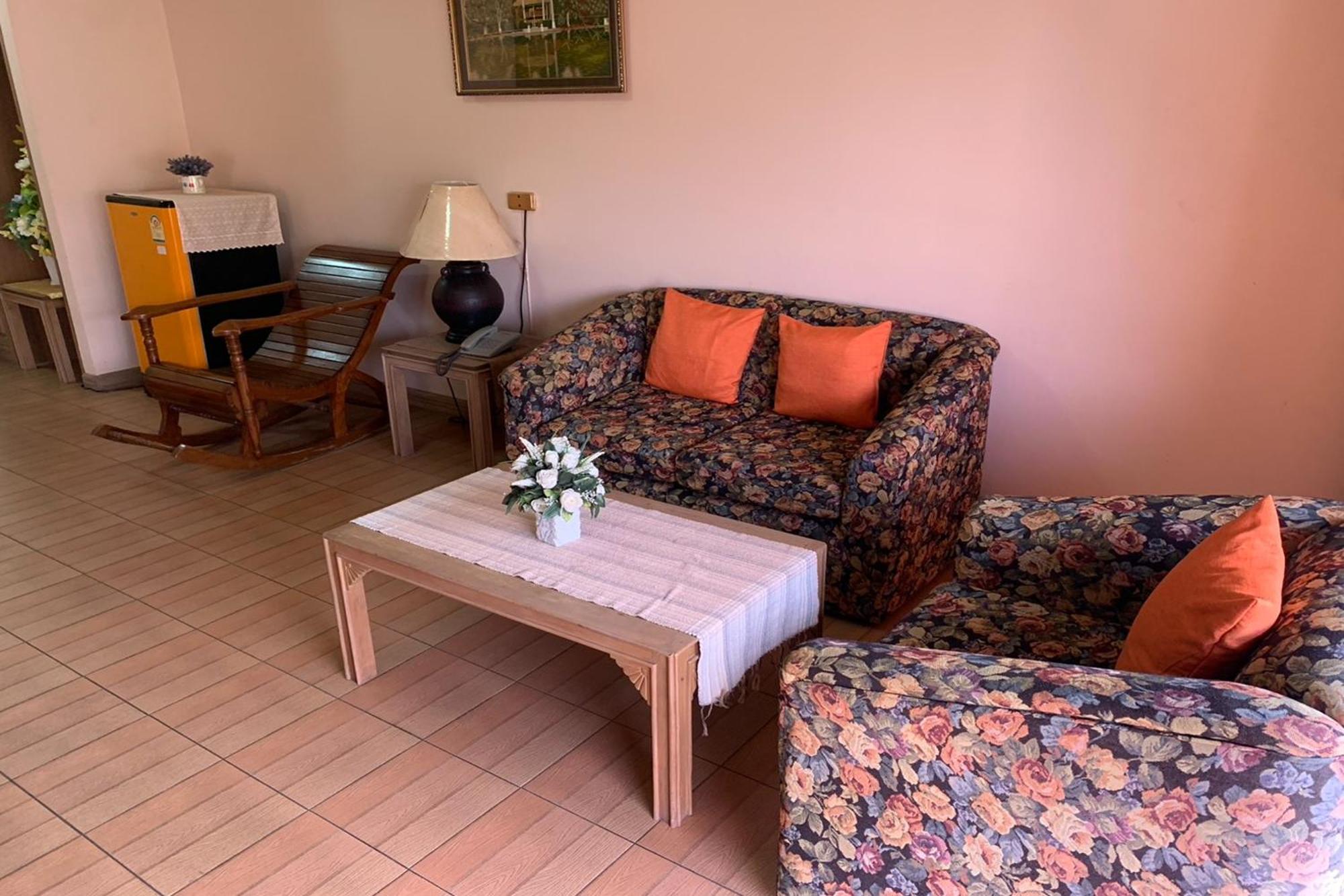 Pin Hotel Lampang Extérieur photo