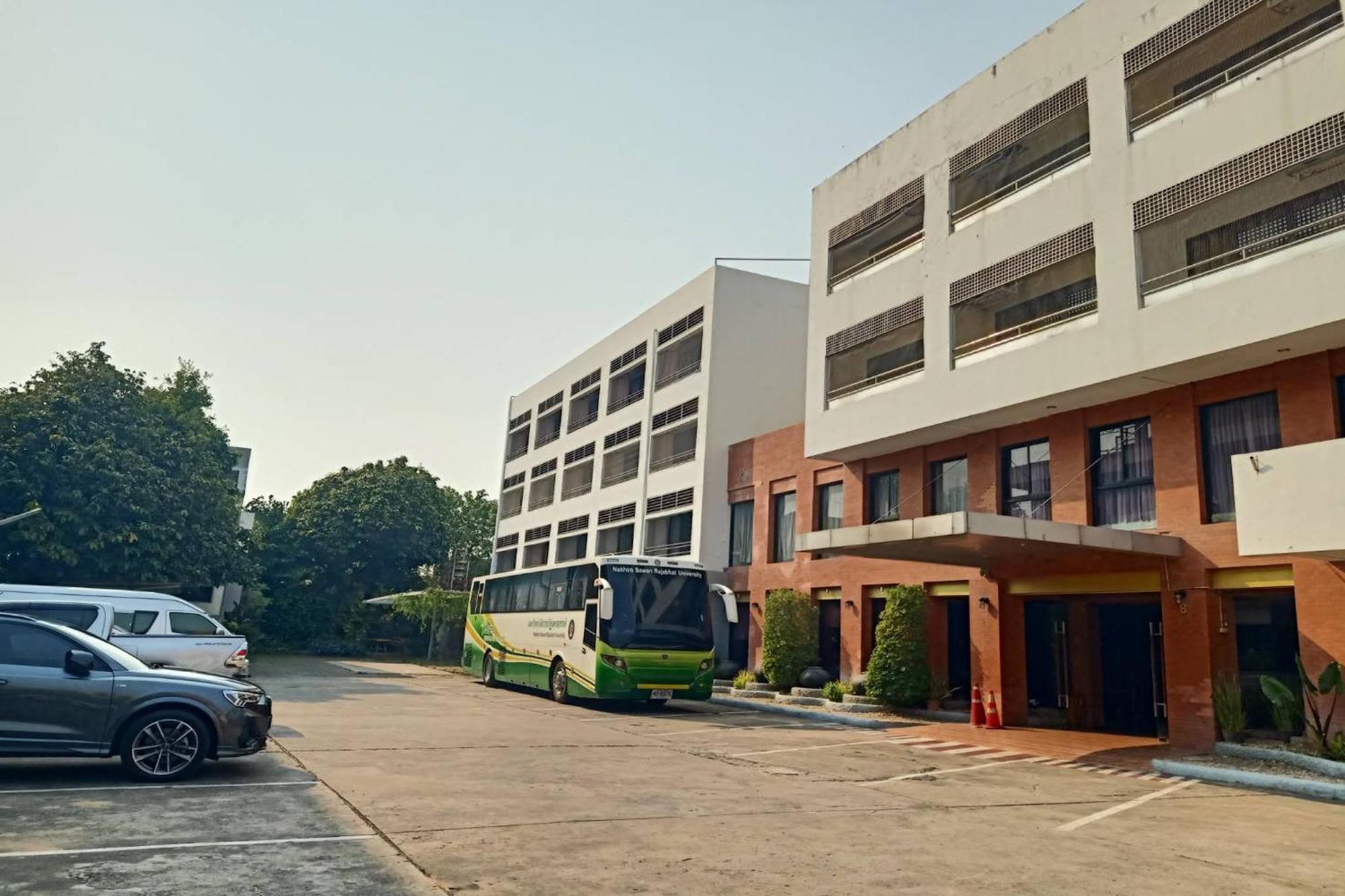 Pin Hotel Lampang Extérieur photo