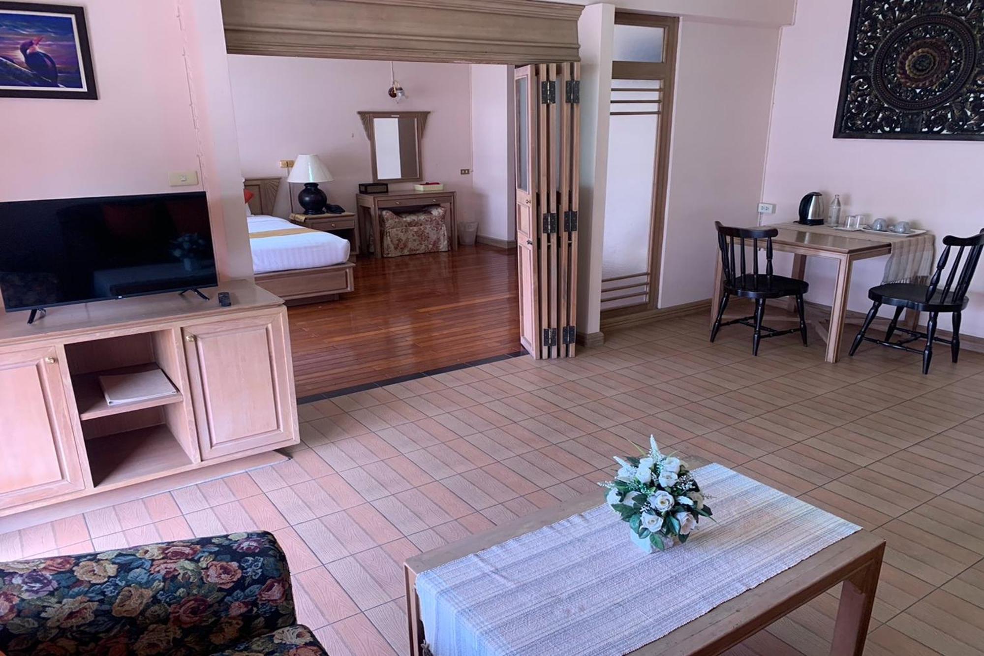 Pin Hotel Lampang Extérieur photo