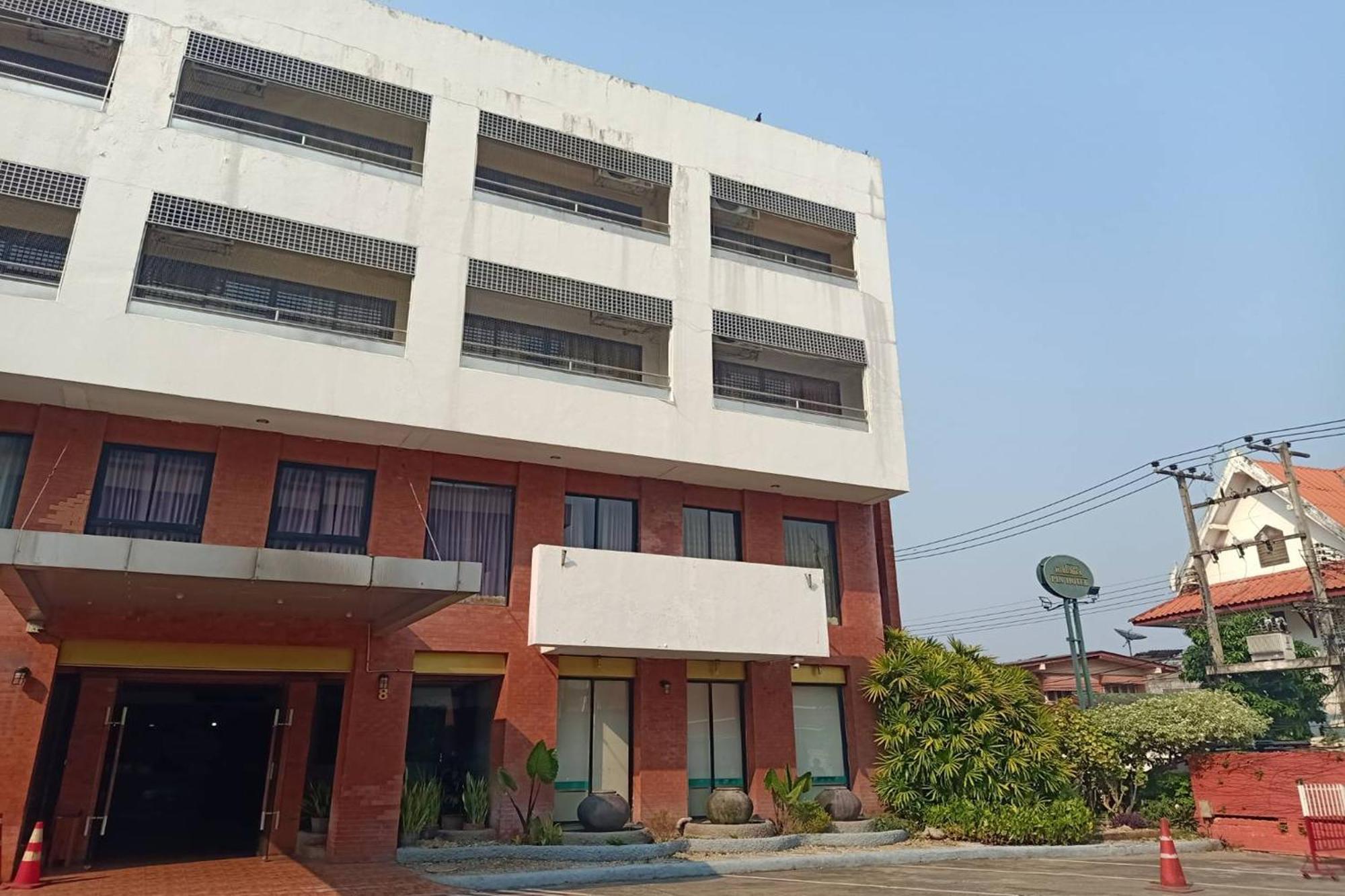 Pin Hotel Lampang Extérieur photo