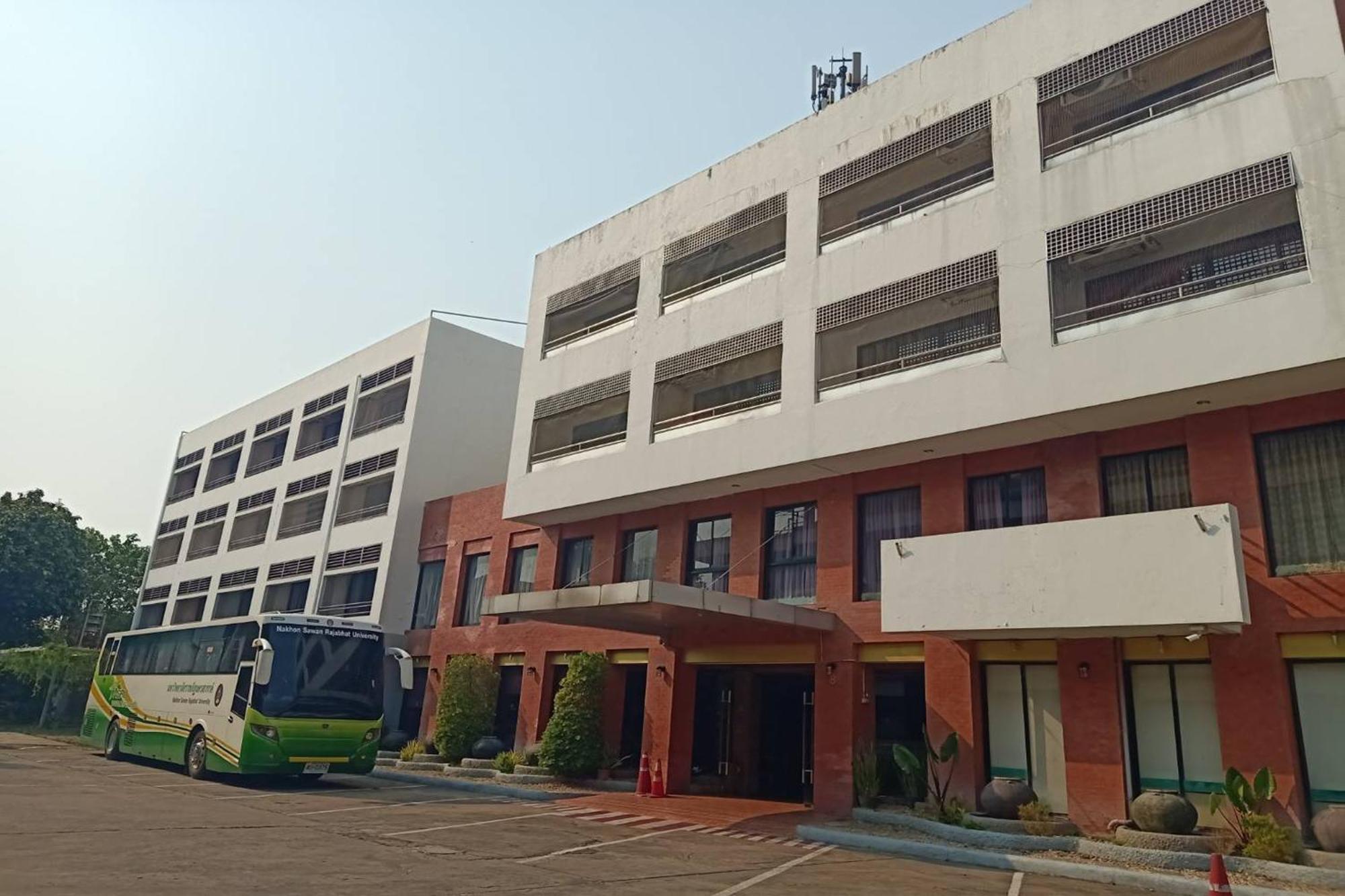Pin Hotel Lampang Extérieur photo