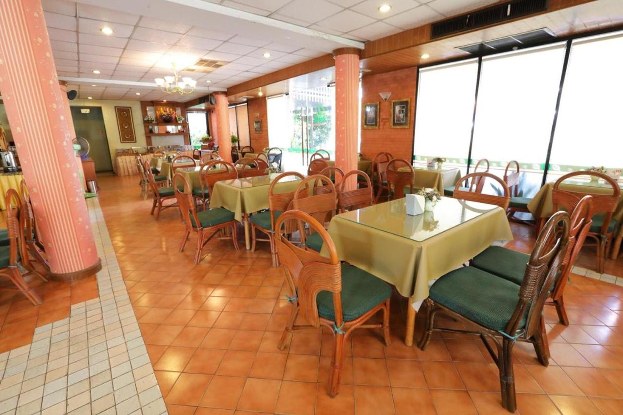Pin Hotel Lampang Extérieur photo