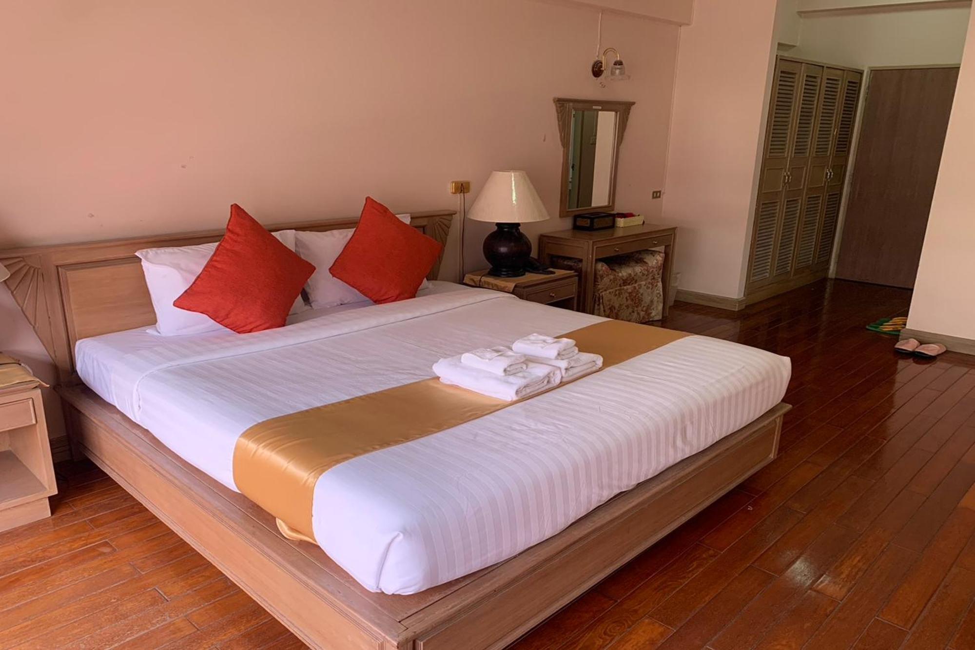 Pin Hotel Lampang Extérieur photo