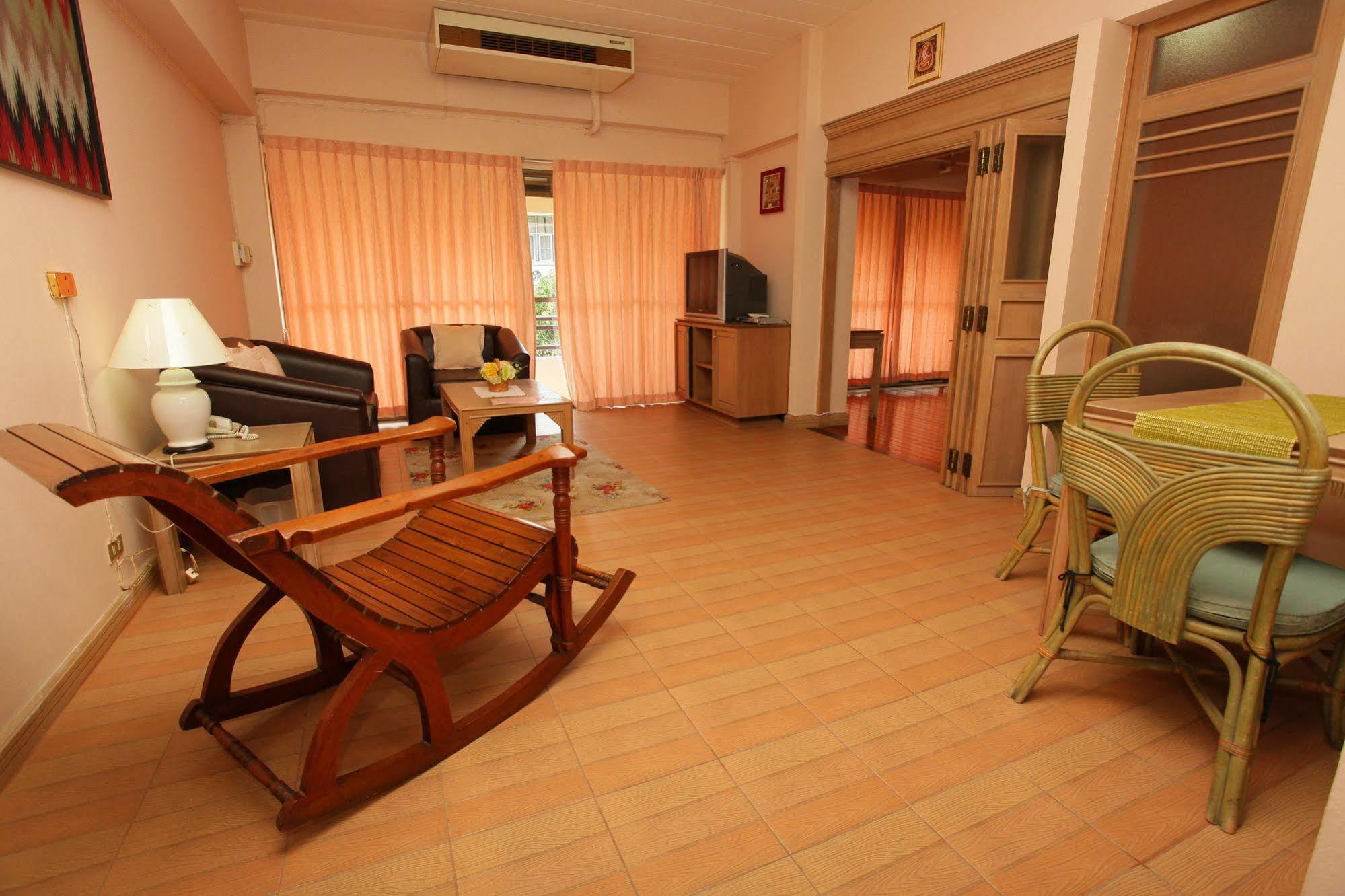 Pin Hotel Lampang Extérieur photo